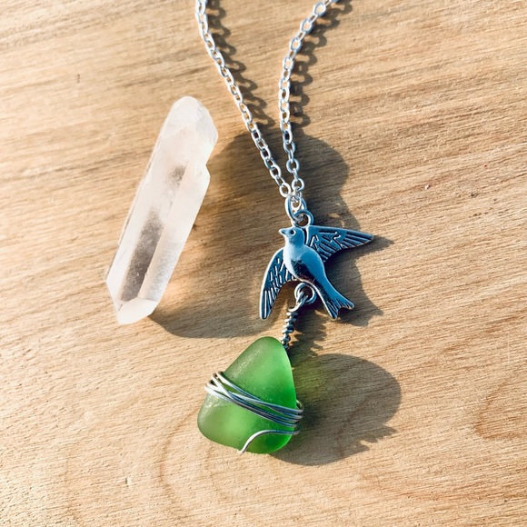 Tropical Sparrow Seaglass Necklace - Picture 6 of 8